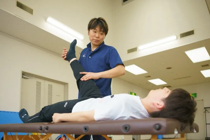 堅くなった筋肉を伸ばそう!